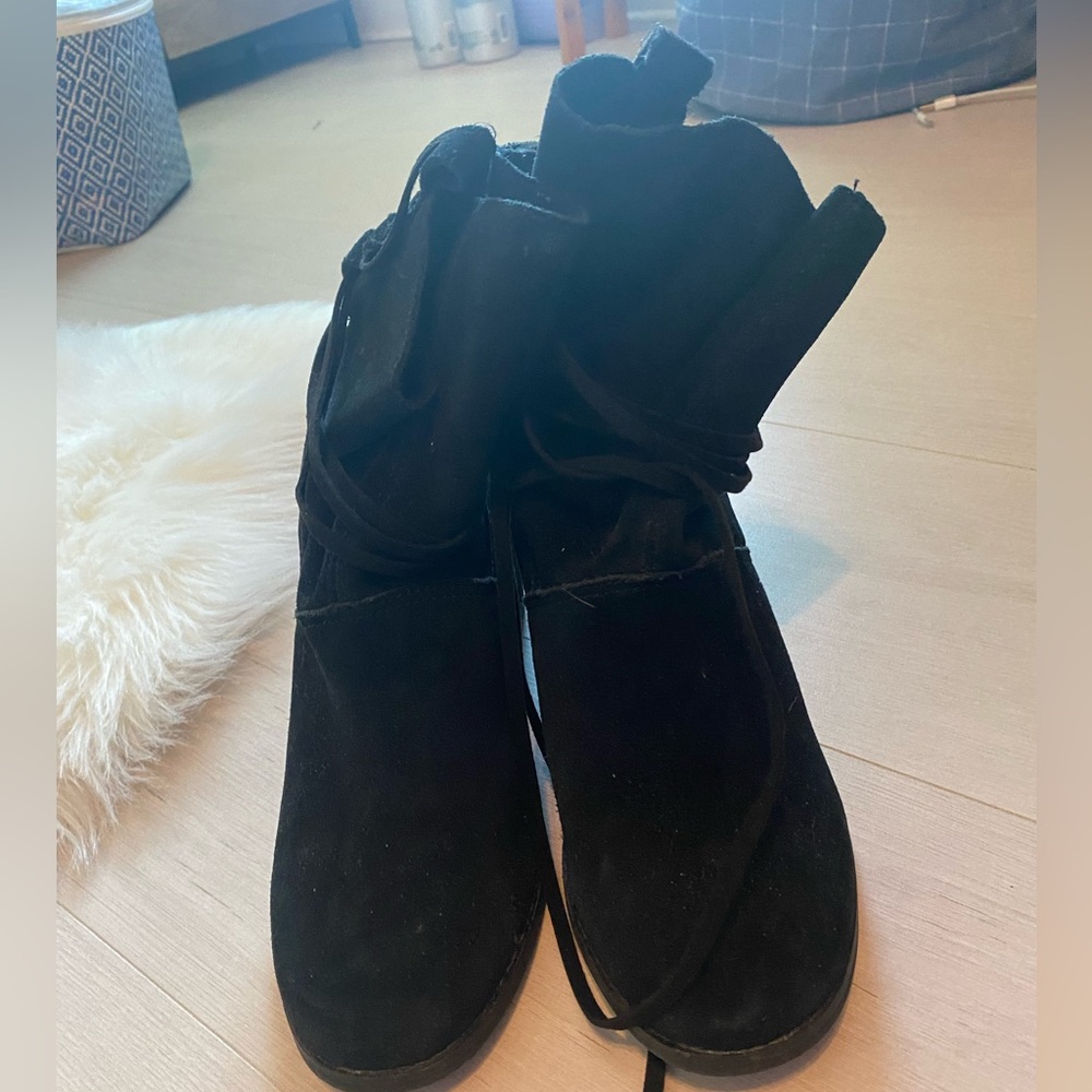 TOMS booties - barely worn